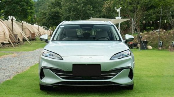 鼎冠策略 售价10.98万起，比亚迪海豹06DM-i旅行版上市，纯电续航80／150km